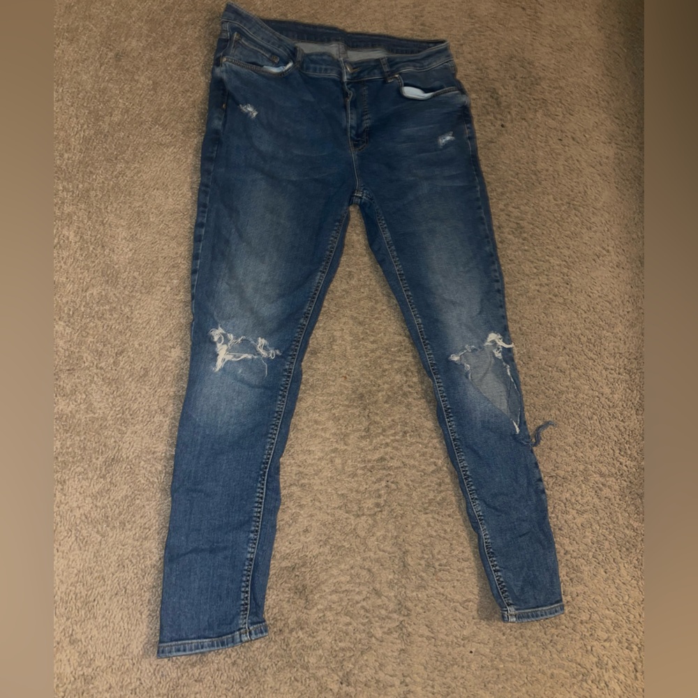 Darker blue jeans W 34” L 32”